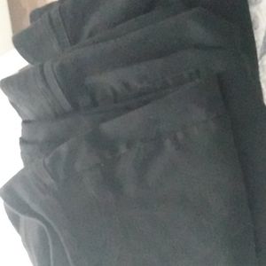 Terra and sky three pairs of black denim leggings